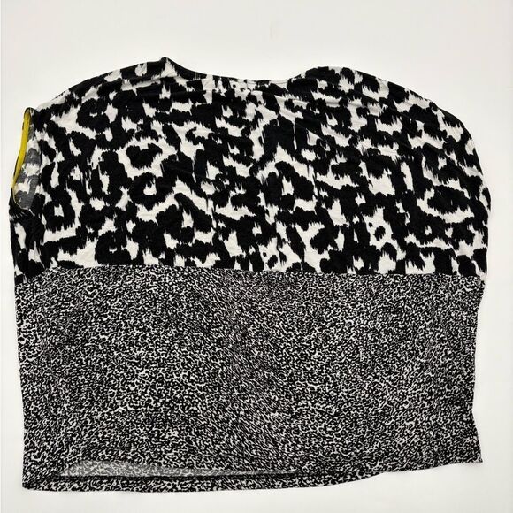 Zara | Black and White Patterned Women's Top - Picture 4 of 5